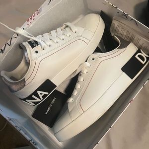 3 months old shoes don’t need anymore